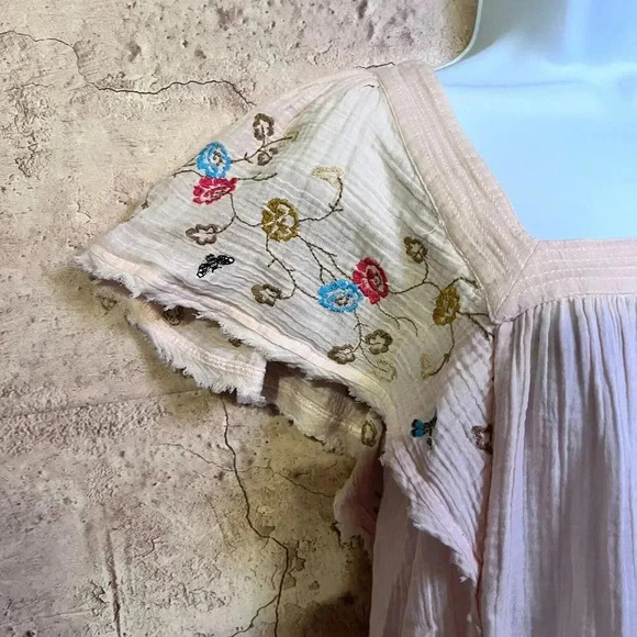 Anthropologie Womens Pink Embroidered Gauze Square Neck Tunic Dress Sz XS Bees - Picture 7 of 13